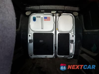 Zdjęcie 10 z 13 samochodu: 2019 NISSAN NV200 2.5S VIN:3N6CM0KN1KK711872 - miniatura