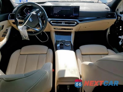 Zdjęcie 8 z 14 samochodu: 2024 BMW 330E VIN:3MW39FF00R8E07829 - miniatura