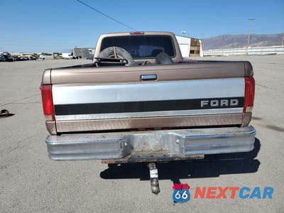 Czwarte zdjęcie samochodu z boku: 1992 FORD F350 VIN:1FTJX35G3NKA98606 - miniatura