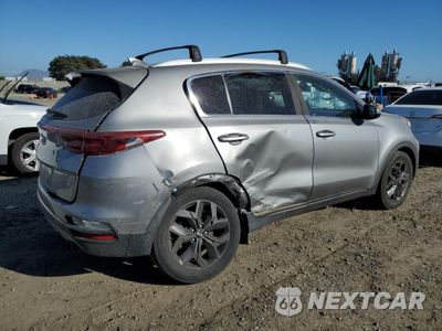 Trzecie zdjęcie samochodu z tyłu: 2021 KIA SPORTAGE S VIN:KNDP63AC7M7845996 - miniatura
