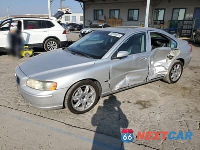 2006 VOLVO S60 2.5T YV1RS592762542593 - główne zdjęcie licytacji z USA - miniatura