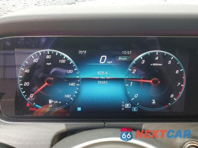Zdjęcie 9 z 13 samochodu: 2021 MERCEDES-BENZ E 350 4MATIC VIN:W1KZF8EB8MA893099 - miniatura