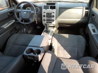 Zdjęcie 8 z 13 samochodu: 2009 FORD ESCAPE XLT VIN:1FMCU03719KC81572 - miniatura