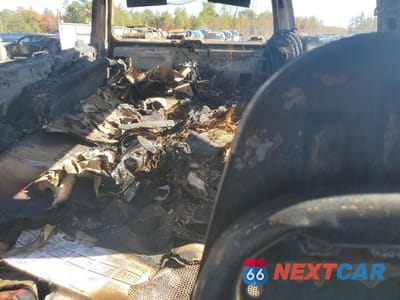 Zdjęcie 10 z 12 samochodu: 1993 CHEV SUBURBAN C1500 VIN:1GNEC16K2PJ392261 - miniatura