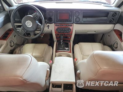 Zdjęcie 8 z 15 samochodu: 2007 JEEP COMMANDER LIMITED VIN:1J8HG58237C547301 - miniatura