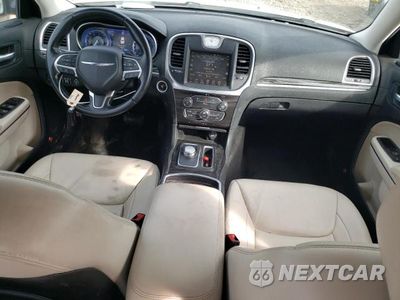 Zdjęcie 8 z 13 samochodu: 2015 CHRYSLER 300 LIMITED VIN:2C3CCAAG1FH849293 - miniatura