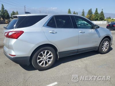 Trzecie zdjęcie samochodu z tyłu: 2019 CHEVROLET EQUINOX LT VIN:3GNAXKEVXKS568632 - miniatura