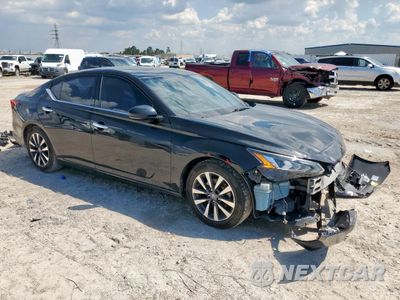 Czwarte zdjęcie samochodu z boku: 2019 NISSAN ALTIMA SL VIN:1N4BL4EV3KC203967 - miniatura