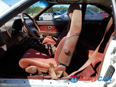 Zdjęcie 7 z 13 samochodu: 1983 TOYOTA SUPRA VIN:JT2MA67L9D0063971 - miniatura