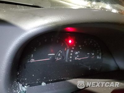 Zdjęcie 9 z 12 samochodu: 2003 TOYOTA CAMRY LE VIN:4T1BF32K93U050332 - miniatura