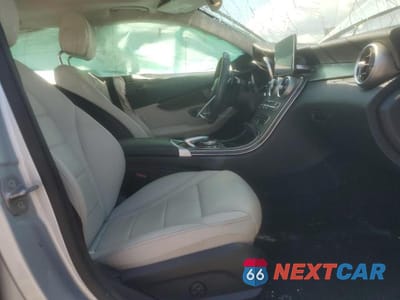 Zdjęcie 7 z 12 samochodu: 2018 MERCEDES-BENZ C 300 4MATIC VIN:55SWF4KB4JU262684 - miniatura