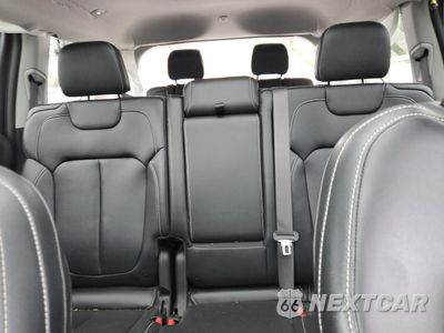 Zdjęcie 10 z 15 samochodu: 2024 JEEP GRAND CHEROKEE L LIMITED VIN:1C4RJKBG1R8920454 - miniatura
