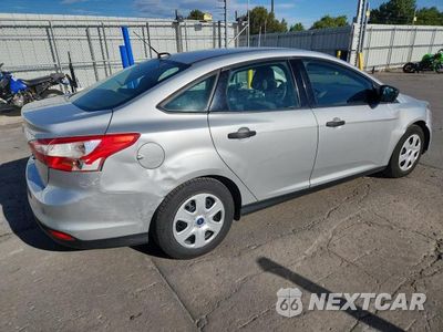 Trzecie zdjęcie samochodu z tyłu: 2014 FORD FOCUS S VIN:1FADP3E26EL294587 - miniatura