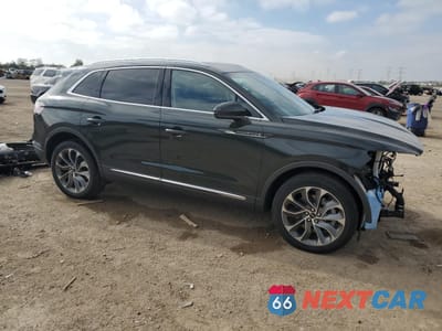 Czwarte zdjęcie samochodu z boku: 2022 LINCOLN NAUTILUS RESERVE VIN:2LMPJ8K96NBL08804 - miniatura