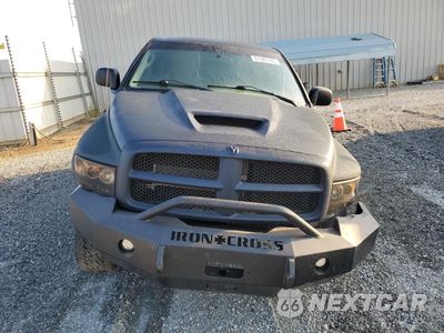 Piąte zdjęcie samochodu w środku: 2002 DODGE RAM 1500 VIN:1B7HU16N42J120980 - miniatura