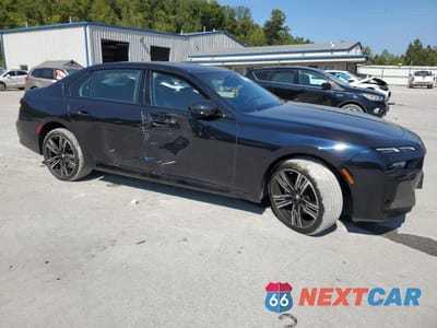 Czwarte zdjęcie samochodu z boku: 2023 BMW 760 XI VIN:WBA33EJ09PCM38862 - miniatura