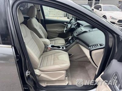 Zdjęcie 7 z 15 samochodu: 2016 FORD ESCAPE SE VIN:1FMCU0GX4GUC35892 - miniatura