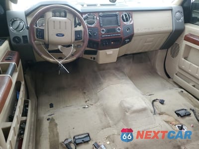 Zdjęcie 8 z 12 samochodu: 2010 FORD F350 SUPER DUTY VIN:1FTWW3DR6AEA74112 - miniatura