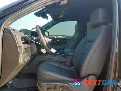 Zdjęcie 7 z 14 samochodu: 2025 CHEVROLET SUBURBAN K1500 LT VIN:1GNS6CRD4SR311421 - miniatura