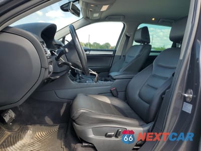 Zdjęcie 7 z 15 samochodu: 2012 VOLKSWAGEN TOUAREG V6 TDI VIN:WVGFK9BP8CD005071 - miniatura