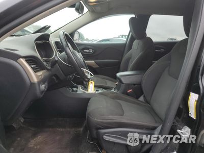 Zdjęcie 7 z 13 samochodu: 2017 JEEP CHEROKEE LATITUDE VIN:1C4PJMCB5HW665047 - miniatura