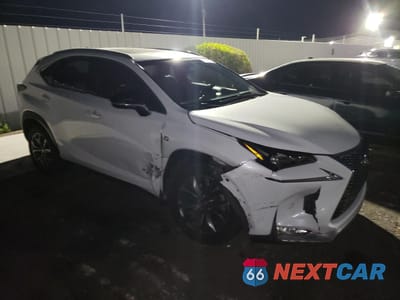 Czwarte zdjęcie samochodu z boku: 2016 LEXUS NX 200T BASE VIN:JTJYARBZXG2036032 - miniatura