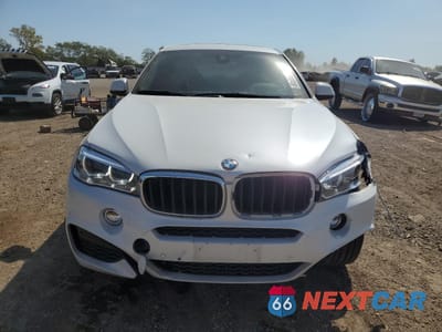 Piąte zdjęcie samochodu w środku: 2018 BMW X6 XDRIVE35I VIN:5UXKU2C58J0X48270 - miniatura