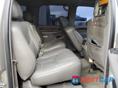 Zdjęcie 11 z 13 samochodu: 2004 CADILLAC ESCALADE ESV VIN:3GYFK66N14G247145 - miniatura