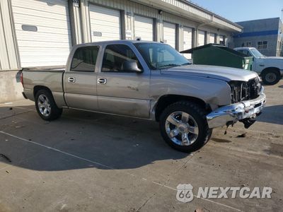 Czwarte zdjęcie samochodu z boku: 2005 CHEVROLET SILVERADO C1500 VIN:2GCEC13T251186077 - miniatura
