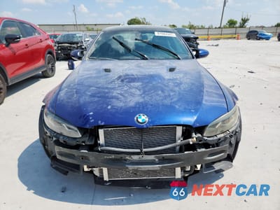 Piąte zdjęcie samochodu w środku: 2013 BMW M3 VIN:WBSKG9C5XDJ594444 - miniatura