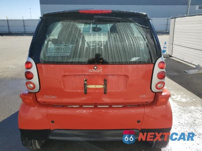 Zdjęcie 6 z 12 samochodu: 2006 SMART FORTWO VIN:WMEAJ00F66J290755 - miniatura