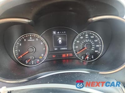 Zdjęcie 9 z 12 samochodu: 2018 KIA FORTE LX VIN:3KPFL4A78JE198923 - miniatura