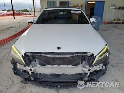 Piąte zdjęcie samochodu w środku: 2019 MERCEDES-BENZ C 300 VIN:WDDWK8DB5KF800278 - miniatura