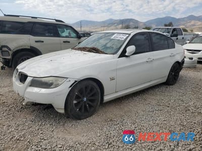2011 BMW 328 XI WBAPK7G53BNN69785 - główne zdjęcie licytacji z USA - miniatura