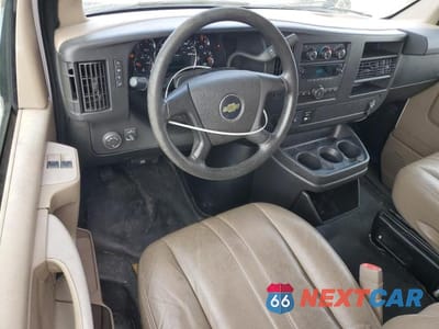Zdjęcie 8 z 13 samochodu: 2014 CHEVROLET EXPRESS G2500 VIN:1GCWGFCA9E1192212 - miniatura