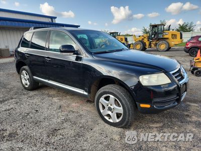 Czwarte zdjęcie samochodu z boku: 2004 VOLKSWAGEN TOUAREG 3.2 VIN:WVGBC67L24D023910 - miniatura