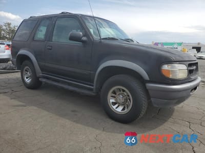 Czwarte zdjęcie samochodu z boku: 1998 FORD EXPLORER VIN:1FMYU22X6WUA10221 - miniatura