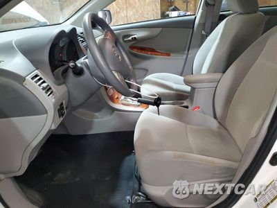 Zdjęcie 7 z 14 samochodu: 2010 TOYOTA COROLLA BASE VIN:2T1BU4EE7AC225158 - miniatura