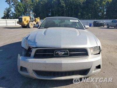Piąte zdjęcie samochodu w środku: 2010 FORD MUSTANG VIN:1ZVBP8AN5A5151320 - miniatura