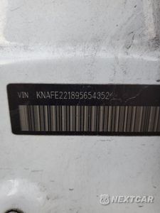 Zdjęcie 12 z 12 samochodu: 2009 KIA SPECTRA EX VIN:KNAFE221895654352 - miniatura