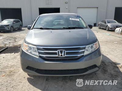 Piąte zdjęcie samochodu w środku: 2011 HONDA ODYSSEY EXL VIN:5FNRL5H63BB103714 - miniatura