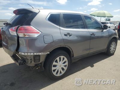 Trzecie zdjęcie samochodu z tyłu: 2016 NISSAN ROGUE S VIN:KNMAT2MT7GP608921 - miniatura