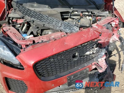 Zdjęcie 11 z 14 samochodu: 2020 JAGUAR E-PACE R-DYNAMIC SE VIN:SADFL2GX2L1007504 - miniatura