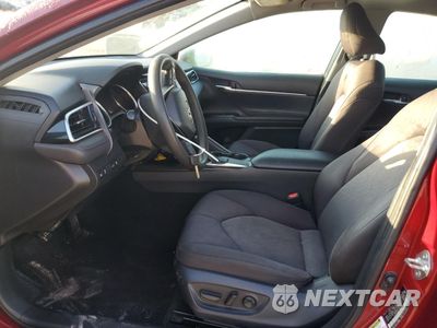 Zdjęcie 7 z 14 samochodu: 2018 TOYOTA CAMRY L VIN:4T1B11HK4JU526669 - miniatura
