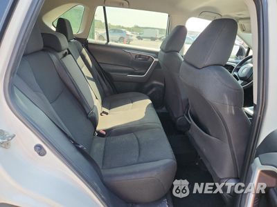 Zdjęcie 11 z 15 samochodu: 2020 TOYOTA RAV4 LE VIN:2T3F1RFV6LC107280 - miniatura