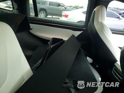 Zdjęcie 10 z 13 samochodu: 2018 TESLA MODEL X VIN:5YJXCDE29JF087147 - miniatura