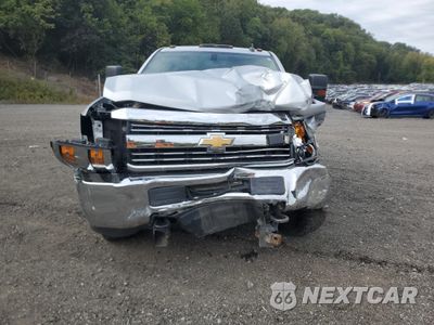 Piąte zdjęcie samochodu w środku: 2018 CHEVROLET SILVERADO K2500 HEAVY DUTY VIN:1GC2KUEG7JZ315231 - miniatura