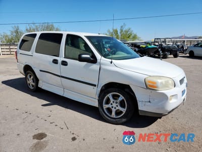 Czwarte zdjęcie samochodu z boku: 2008 CHEVROLET UPLANDER INCOMPLETE VIN:1GBDV13W28D210715 - miniatura