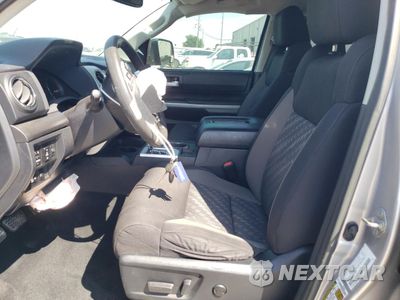 Zdjęcie 7 z 13 samochodu: 2020 TOYOTA TUNDRA DOUBLE CAB SR VIN:5TFUY5F17LX940220 - miniatura