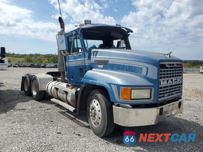 1997 MACK 600 CH600 1M1AA13Y8VW073923 - główne zdjęcie licytacji z USA - miniatura